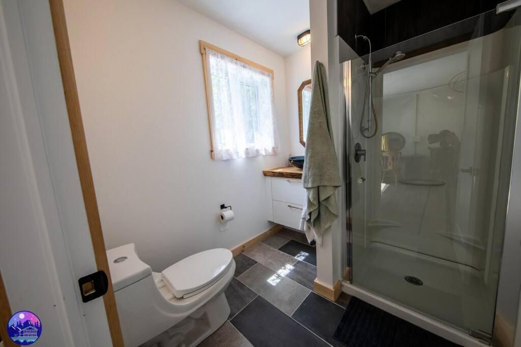 Chalet Deschamps- Spa- Chien Accepte- Nature- Estrie Mansonville المظهر الخارجي الصورة